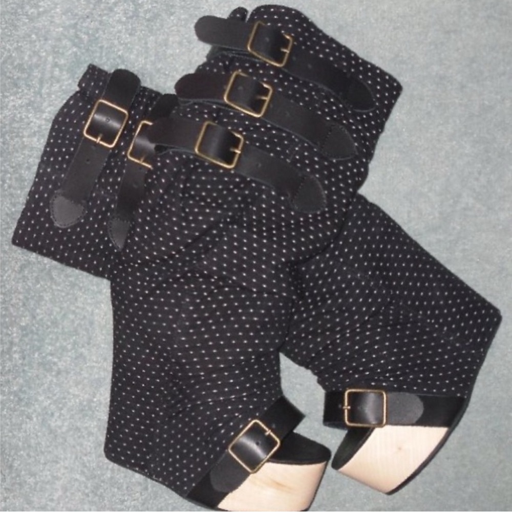 ISO!!! MO MONEY MO HEEL BOOT